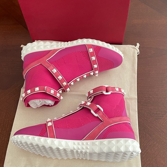 Valentino Garavani Shoes - Valentino Garavani Rockstud High-top Sneakers In Pink